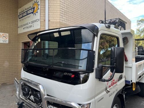 Mitsubishi/Fuso Canter 2006on Standard Cab Mesh Windscreen Sunvisor (Black) - Image 7