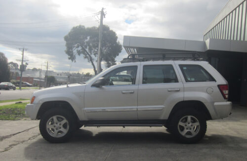 Jeep Grand Cherokee WH/WK 2005 - 2010 Wagon Oval Steel Roof Rack - Image 5