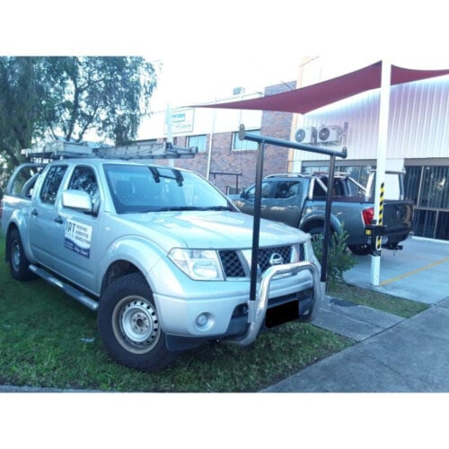 Nudgebar & Hrack Set suitable for use with Nissan D40 Navara