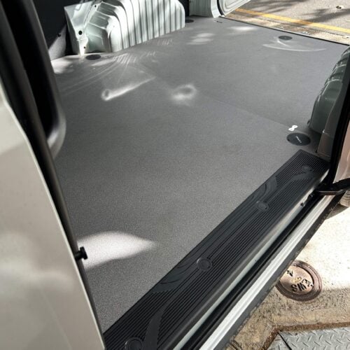 LDV Deliver7 (2024 Onwards) eDeliver 7 (Electric) SWB Dual Side Doors Van Floor - Image 12