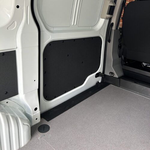 LDV Deliver7 (2024 Onwards) eDeliver 7 (Electric) SWB Single Side Door Van Floor - Image 14