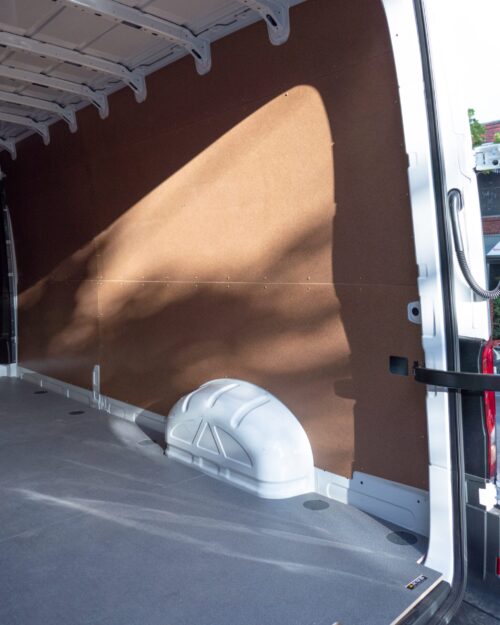 Volkswagen Crafter (2018 Onwards) MWB Dual Rear Wheel Dual Van Floor - Image 6