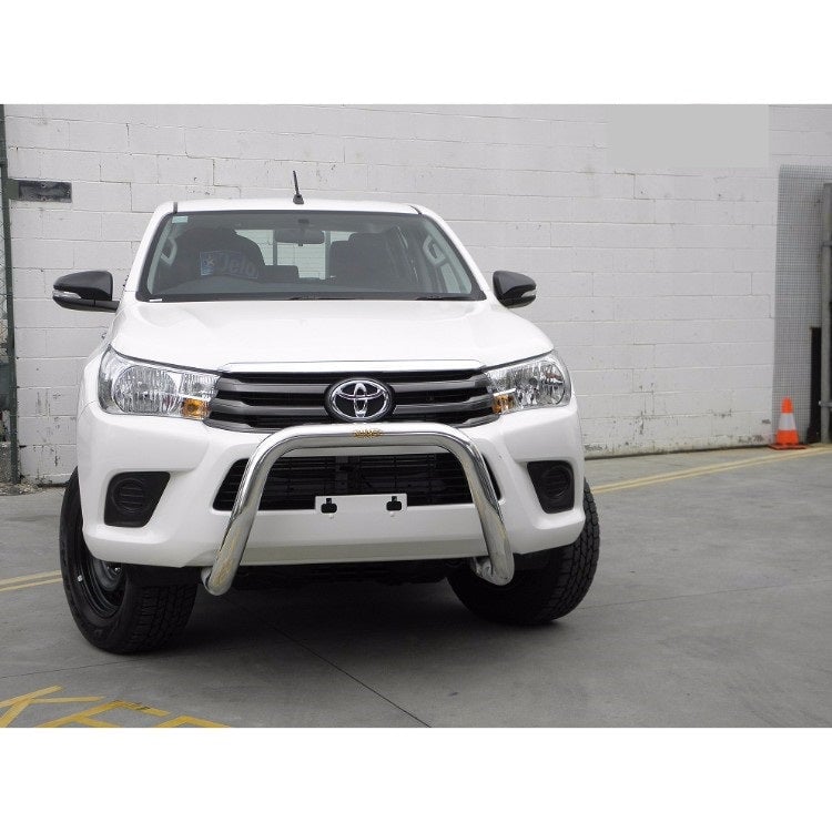 27._Polished_Nudgebar_suitable_for_use_with_15_Hilux_SR5.jpg