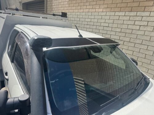 Toyota Hilux Oct 2015on with snorkel Mesh Windscreen Sunvisor - Image 3