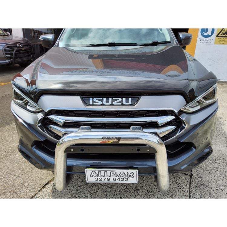 isuzu-MUX-nUDGEBAR.jpg