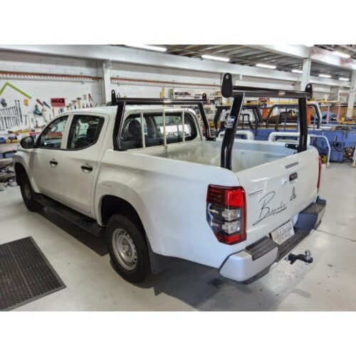 Mitsubishi MR Triton  Black Trade Racks