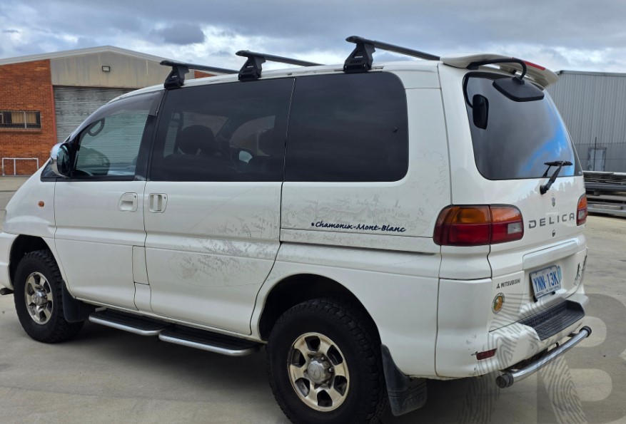 MITSUBISHI Delica Standard Roof 1/1994-12/2007 Sportz RL150 Black 3 Bar ...