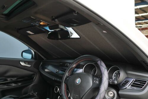 Alfa Romeo Giulietta Front Windscreen Sun Shade (940; 2011-2020) - Image 4