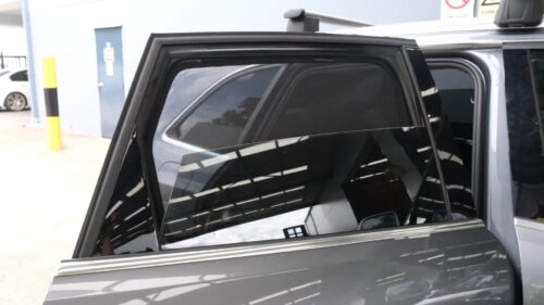 Audi Q5 1st Generation Car Rear Window Shades (2008-2017)* - Image 4