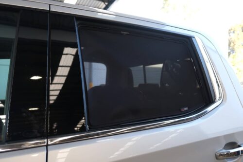 Chevrolet Silverado 1500 Crew Cab 4th Generation | GMC Sierra 1500 Crew Cab 5th Generation Car Rear Window Shades (GMT T1XX; 2019-Present)* - Image 3