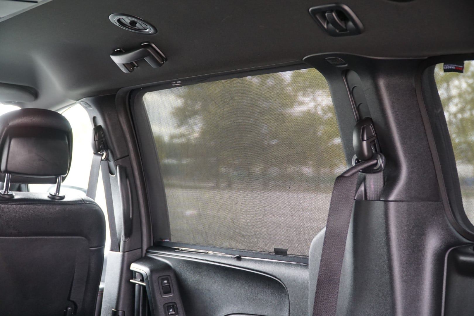 Dodge Grand Caravan | Chrysler Town & Country 5th Generation Car Rear ...