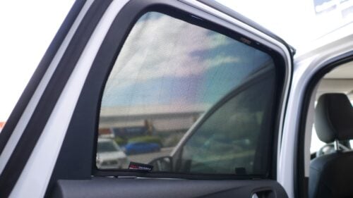 Ford Escape 3rd Generation | Kuga 2nd Generation Car Rear Window Shades (C520; 2013-2020)* - Image 3