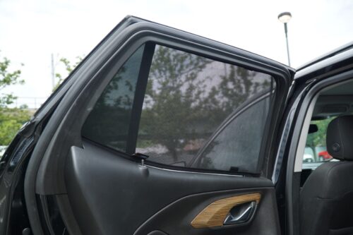 GMC Terrain 2nd Generation Car Rear Window Shades (2018-2024)* - Image 2