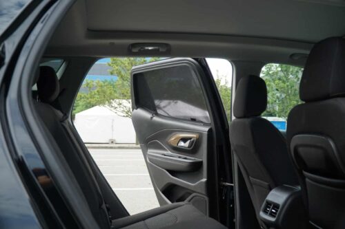 GMC Terrain 2nd Generation Car Rear Window Shades (2018-2024)* - Image 6