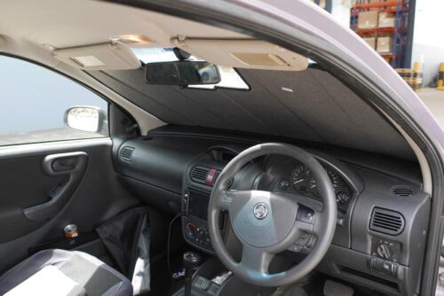Holden Barina | Opel/Vauxhall Corsa Front Windscreen Sun Shade (XC; 2001-2005) - Image 3