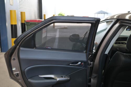 Honda Civic Hatchback 8th Generation Car Rear Window Shades (2005-2012) - Image 4