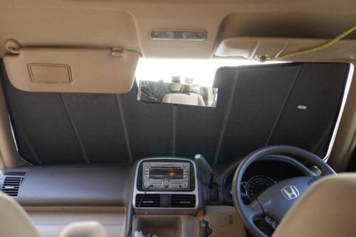 Honda CR-V 2nd Generation Front Windscreen Sun Shade (2002-2006) - Image 5