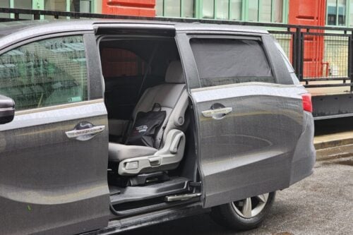 Honda Odyssey 5th Generation (North America) Car Rear Window Shades (RL6; 2018-Present) - Image 3