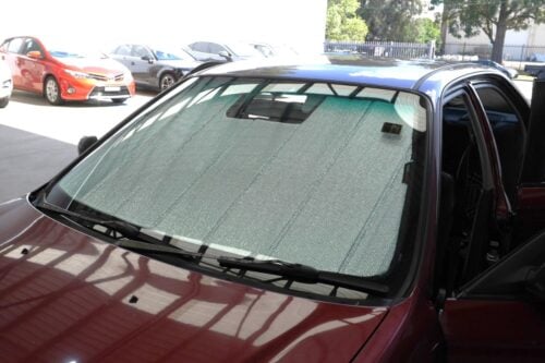 Honda Civic Sedan 6th Generation Front Windscreen Sun Shade (1996-2000) - Image 4