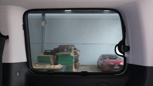 Hyundai Staria Port Window Shades (US4; 2021-Present) - Image 2