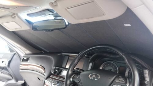 Infiniti Q70 Front Windscreen Sun Shade (2009-2014) - Image 3