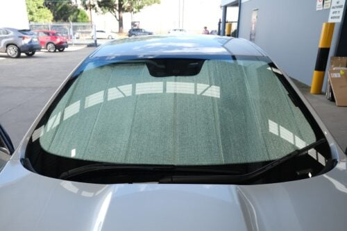 Jaguar XF 1st Generation Front Windscreen Sun Shade (X250; 2007-2015) - Image 2