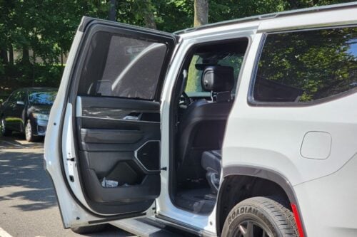 Jeep Wagoneer/Grand Wagoneer 4th Generation Car Rear Window Shades (WS; 2022-Present)* - Image 5