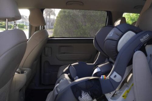 KIA Carnival/Grand Carnival/Grand Sedona/Sedona 3rd Generation Car Rear Window Shades (YP; 2015-2020) - Image 4