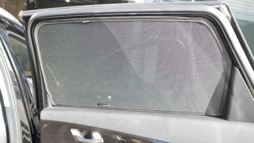 KIA Sorento 3rd Generation Car Rear Window Shades (UM; 2015-2020) - Image 2