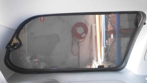 KIA Carnival/Grand Carnival/Sedona/VQ/Carnival Royale | Hyundai Entourage 2nd Generation Port Window Shades (VQ; 2006-2014) - Image 2