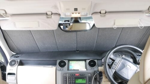 Land Rover Discovery 3/4 Front Windscreen Sun Shade (2004-2017) - Image 3