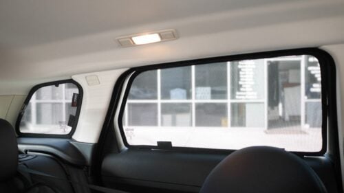 Land Rover Range Rover Evoque 1st Generation Car Rear Window Shades (L538; 2010-2018)* - Image 2