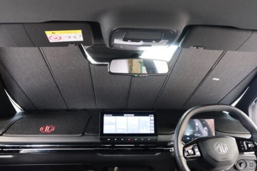 MG 4/Mulan Front Windscreen Sun Shade (2022-Present) - Image 3