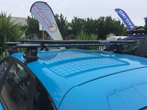 MG 4 2023 -On Thule WingBar Evo Roof Racks (pr) Black (711320/710500/K145342) - Image 2