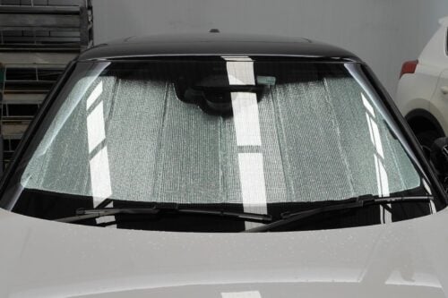 MINI Cooper/Hatch Electric 3/5 Door 4th Generation Front Windscreen Sun Shade (J01; 2024-Present) - Image 2