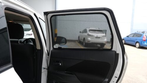 Mitsubishi Outlander 3rd Generation Car Rear Window Shades (2012-2021) - Image 3