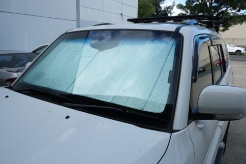 Mitsubishi Pajero/Montero/Shogun 4th Generation Front Windscreen Sun Shade (V80; 2007-2021) - Image 4