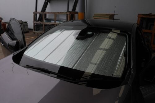 Renault Megane Coupe 3rd Generation Front Windscreen Sun Shade (X95; 2008-2016) - Image 4