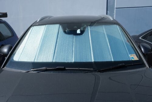 Porsche Macan 1st Generation Front Windscreen Sun Shade (95B; 2014-2025) - Image 4
