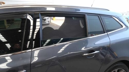 Renault Megane Wagon 4th Generation Car Rear Window Shades (2016-2023) - Image 3