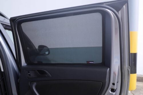 Skoda Yeti Car Rear Window Shades (2009-2017) - Image 2