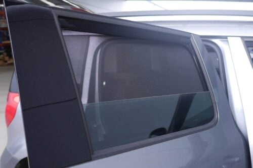 Skoda Yeti Car Rear Window Shades (2009-2017) - Image 3