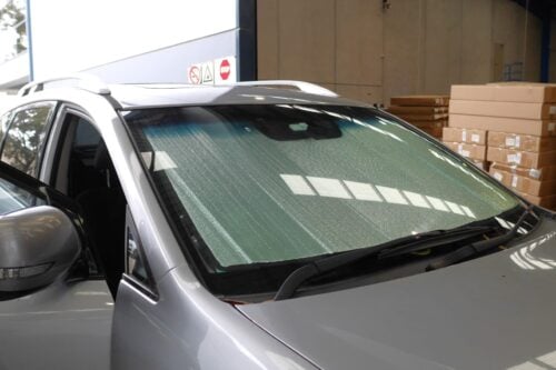 Subaru Tribeca Front Windscreen Sun Shade (2006-2014) - Image 2