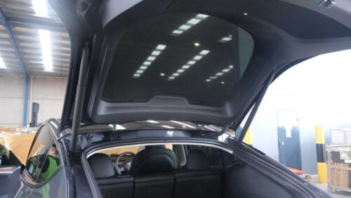 Tesla Model Y Rear Windscreen Shade (2020-2024) - Image 2