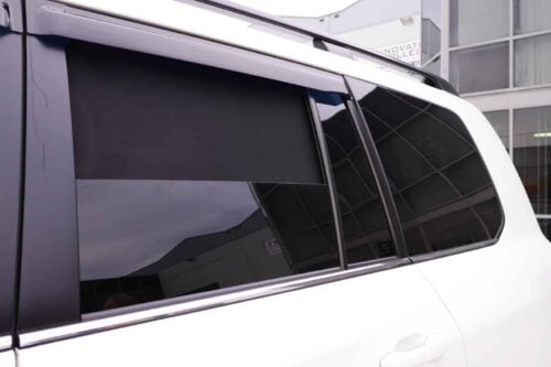 Toyota LandCruiser 200 Series | Lexus LX Car Rear Window Shades (J200; 2007-2021) - Image 5