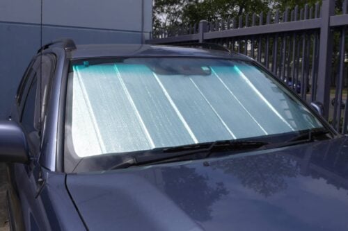 Toyota Kluger/Highlander 1st Generation Front Windscreen Sun Shade (XU20; 2000-2007) - Image 2