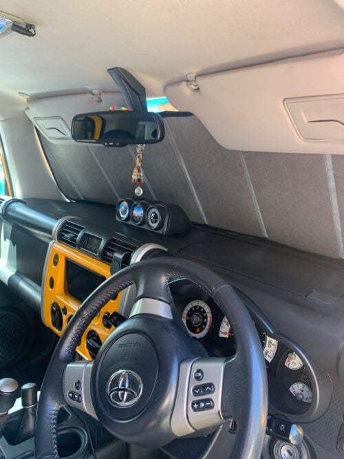 Toyota FJ Cruiser Front Windscreen Sun Shade (2006-2022) - Image 3