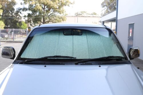 Toyota Hilux 6th Generation Front Windscreen Sun Shade (N140/N150/N160-/N170; 1997-2005) - Image 2