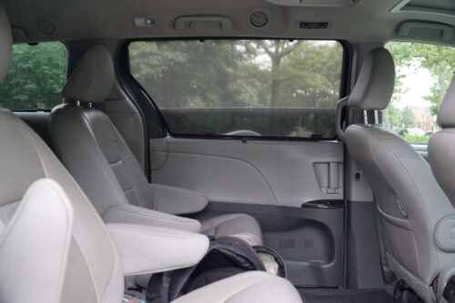 Toyota Sienna 3rd Generation Car Rear Window Shades (XL30; 2011-2020) - Image 2