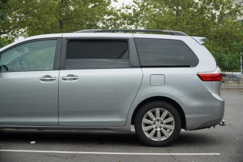 Toyota Sienna 3rd Generation Car Rear Window Shades (XL30; 2011-2020) - Image 3